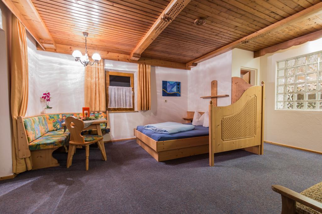 Haus Waldesruh * Neustift im Stubaital